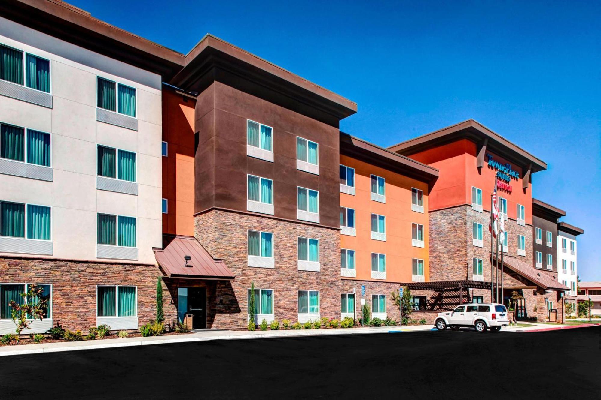 Towneplace Suites By Marriott Bakersfield West Exterior photo
