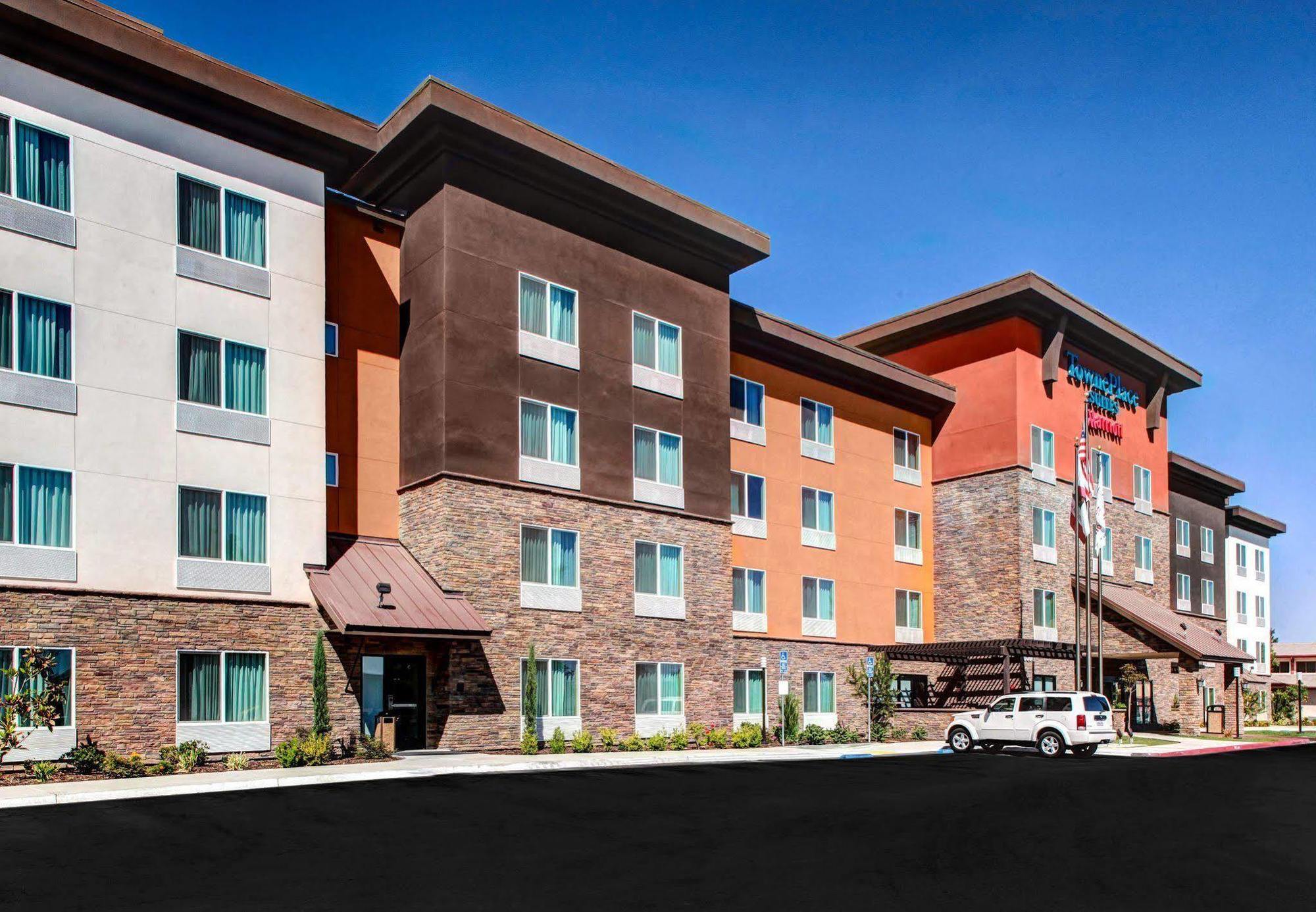 Towneplace Suites By Marriott Bakersfield West Exterior photo